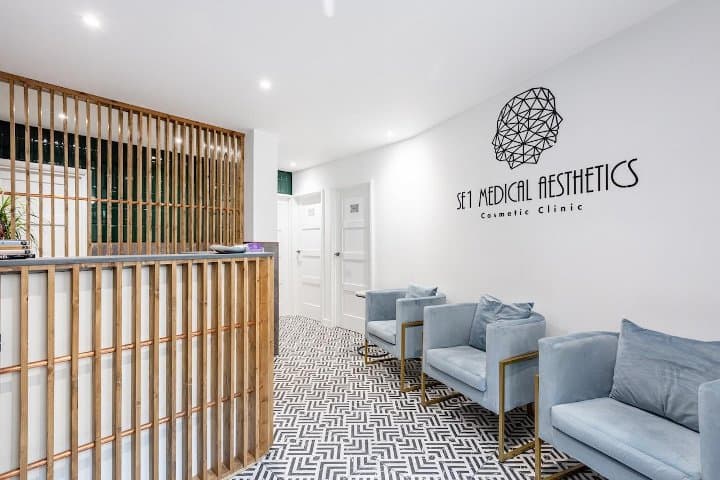 SE1 Medical Aesthetics Reception - Luxury Waiting Area